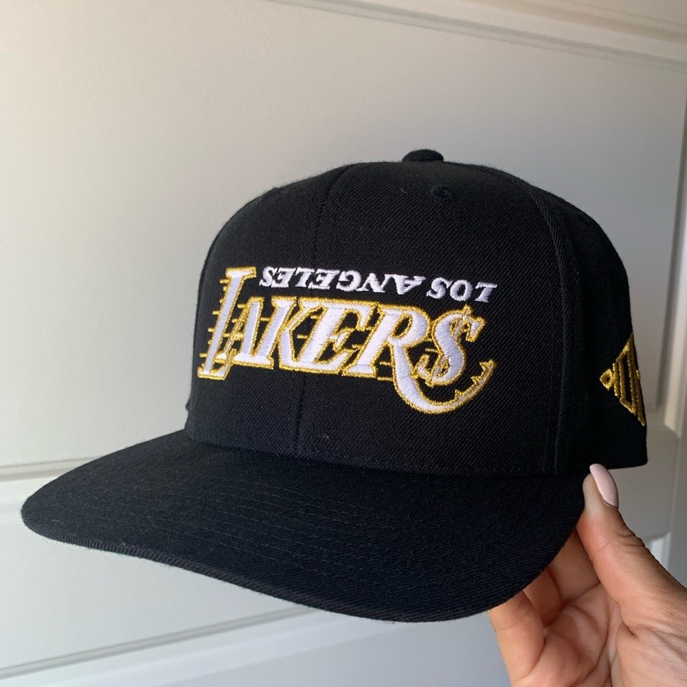 Los Angeles Lakers KILL THE HYPE Snap Back